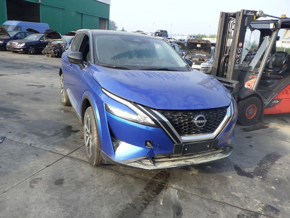 dezmembrez nissan qashqai 1.3 benzina   ,an 2023 ,