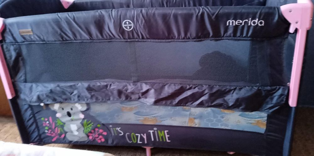 Сгъваема кошара с падаща страна на две нива