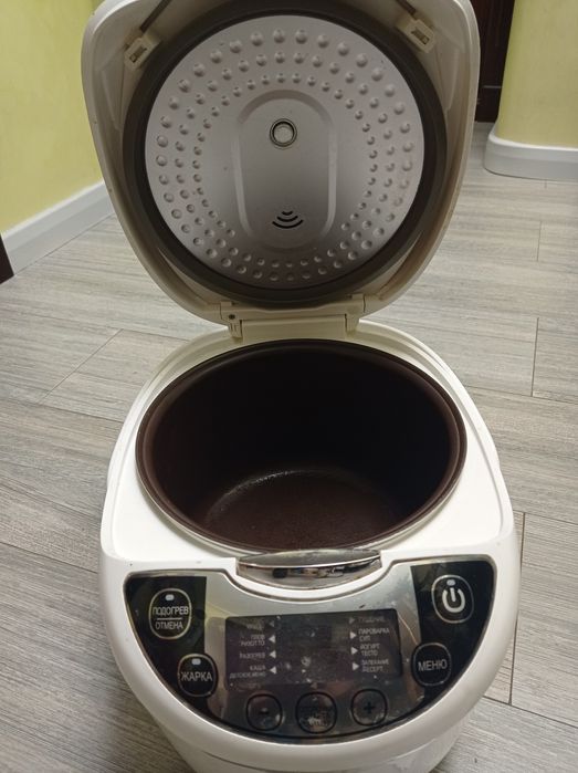 Продам мультиварку Moulinex