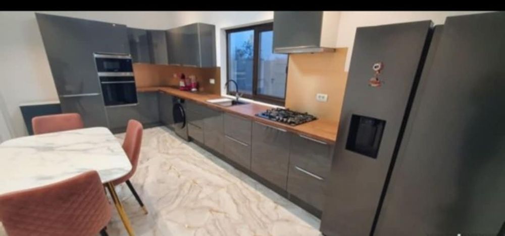 Direct  De La Proprietar Ianova