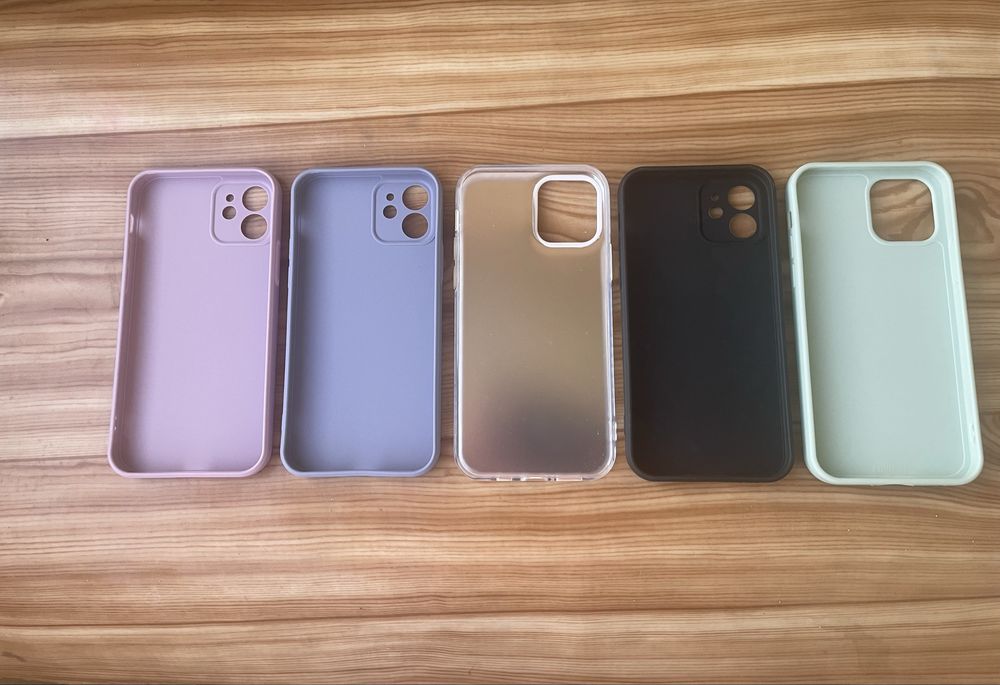 Калъфи за iPhone 12