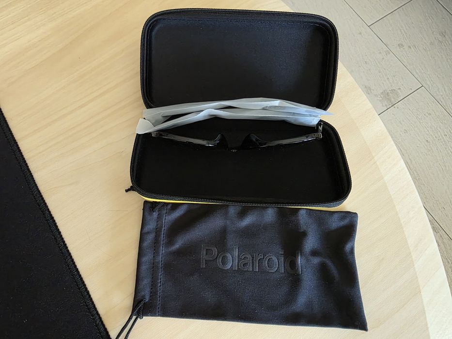 Ochelari de soare Polaroid Rectangular Shiny Black/Dark Grey Polarized