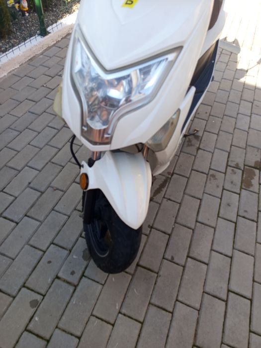 Vand scuter Beeline Tapo