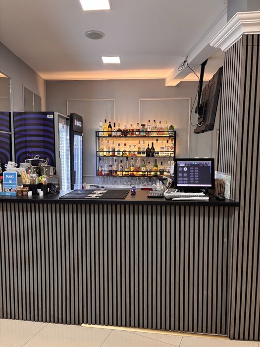 Cedez Afacere Restaurant