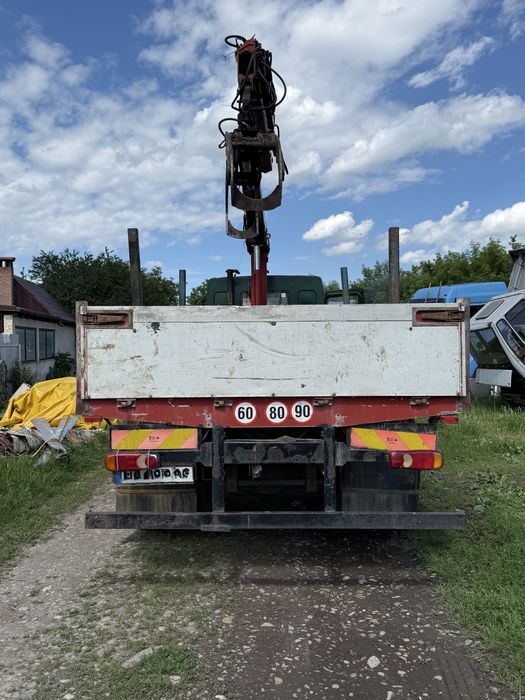 Vand Daf LF220 cu macara Hiab 102