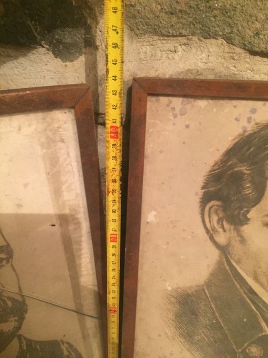 2бр.стари картини/снимки/рисунки-?