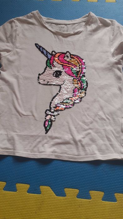 Tricou H&M 122/128 cu paiete reversibile Unicorn