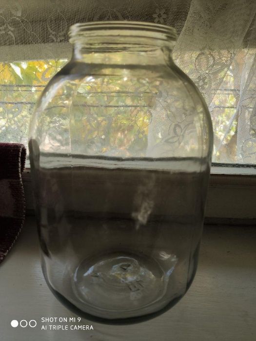 Продаю 600 гр  банки