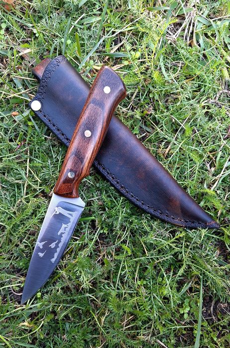 Нож ръчна изработка за лов риболов туризъм кожена кания