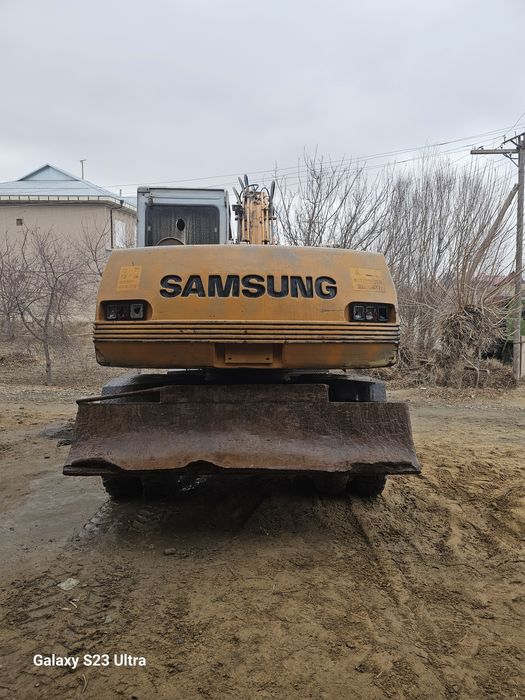 Samsung 132wx   1997 yil