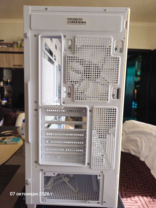 Gigabyte C500 PANORAMIC Stealth Ice