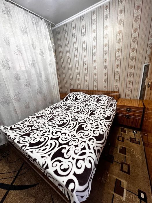Спальная кровать