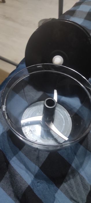 продается блендер ручной