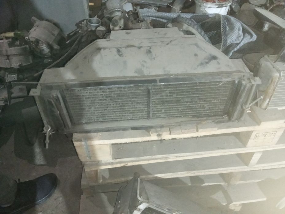 Продам запчасти на УАЗ буханка двигатель 402