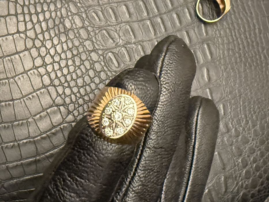 Tilla uzuk 585 proba