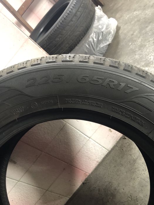 Комплект гуми Good Year Efficientgrip 225/65/17 летни