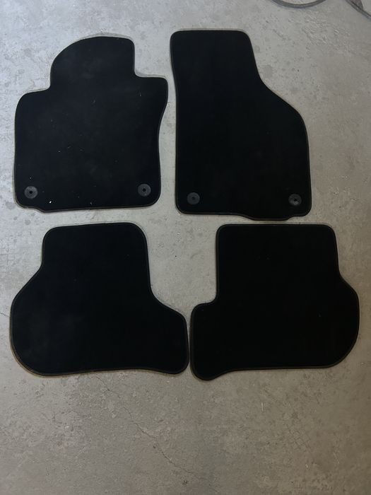 Covorase mocheta vw golf 5 6 jetta  Originale