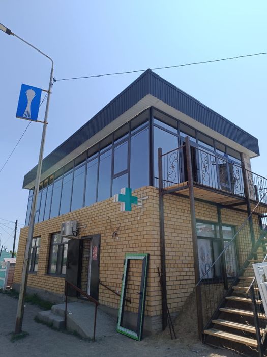 Терезе Есік Витраж