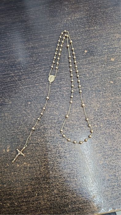 Rozariu aur 14 k