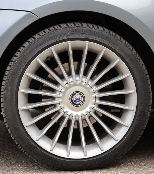 Jante+Anvelope Alpina r18