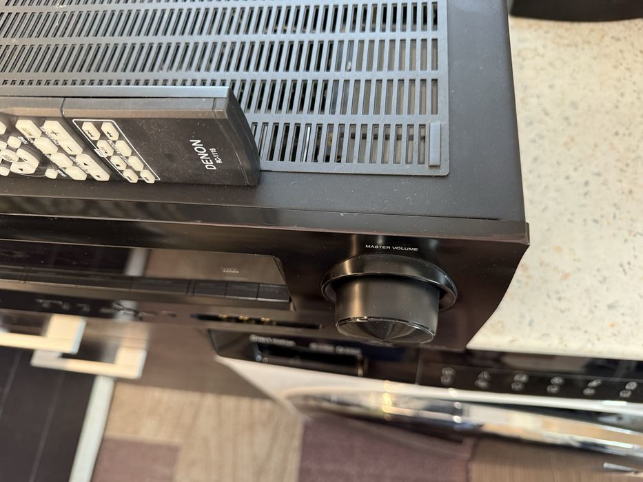 Denon AVR-1910 resiver