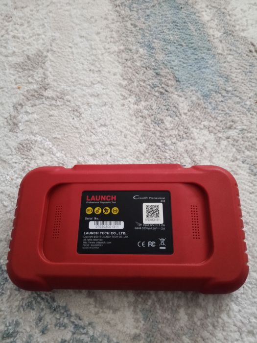 Авто сканер launch