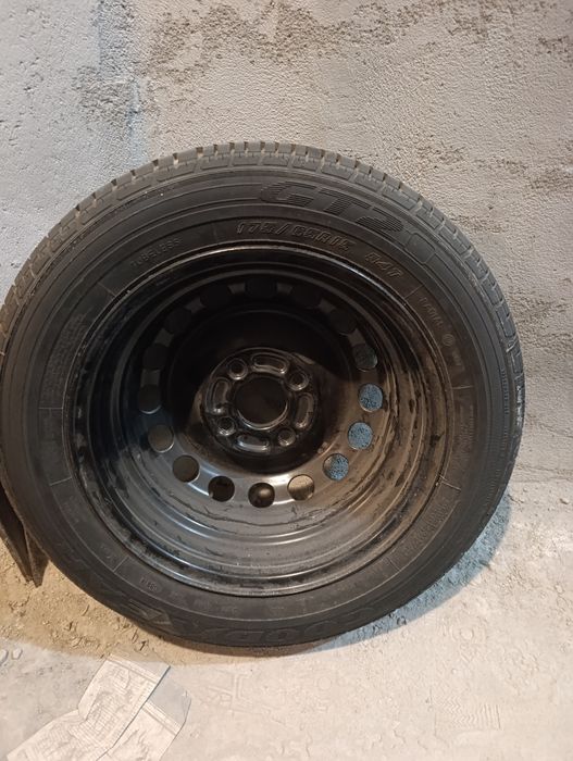 Резервна гума за Волво