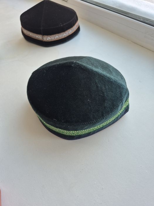 Продам тюбетейки новые не одеваенные