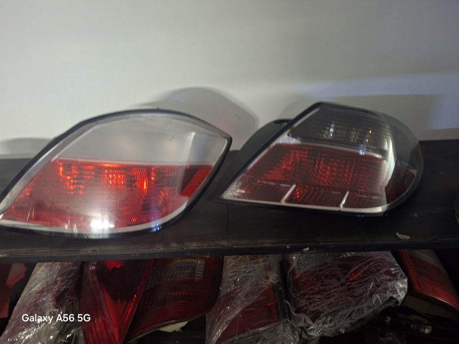 Оригинални стопове за Opel Astra H HB. ляв. десен.