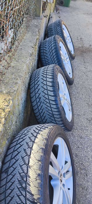 Зимни гуми 225/50/17