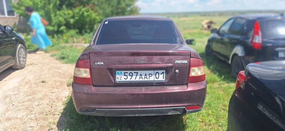 Продам автомобиль лада приора