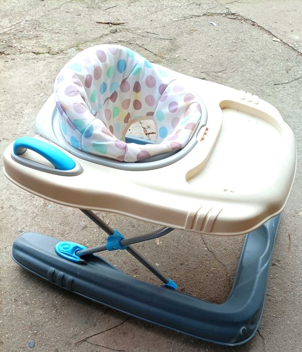 Бебешка проходилка