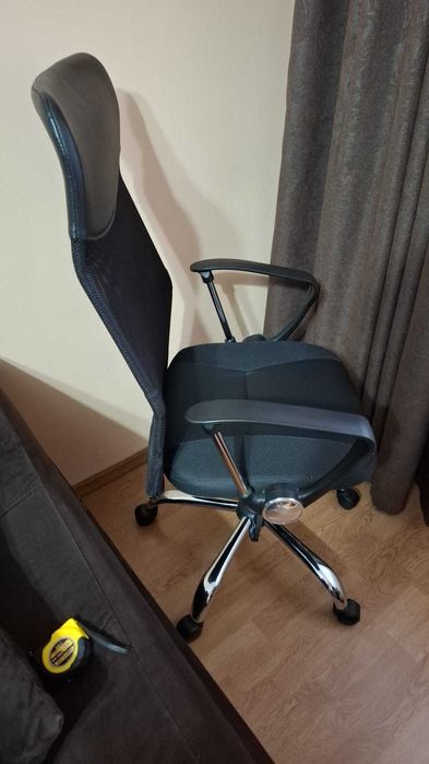 Scaun birou ergonomic Ares-Dedeman