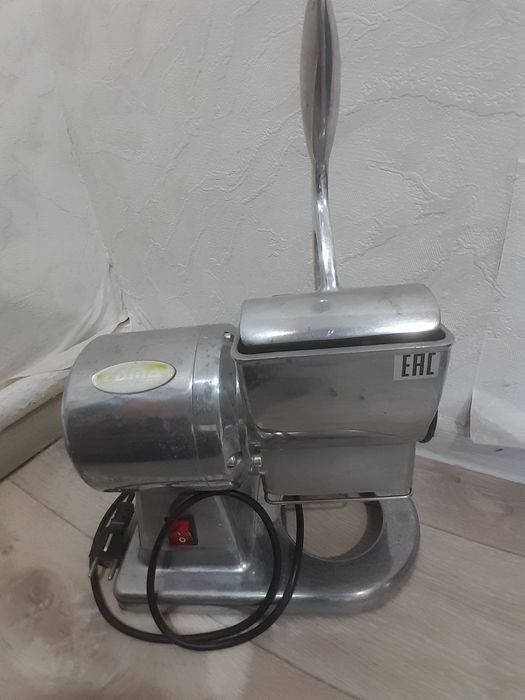 Измельчитель сыра.