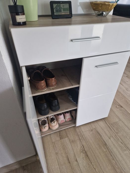 Mobilier hol,cuier+dulap incaltaminte.