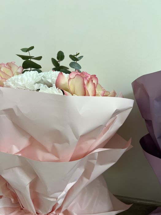 Гүл сатамын свежи бүгин алынган