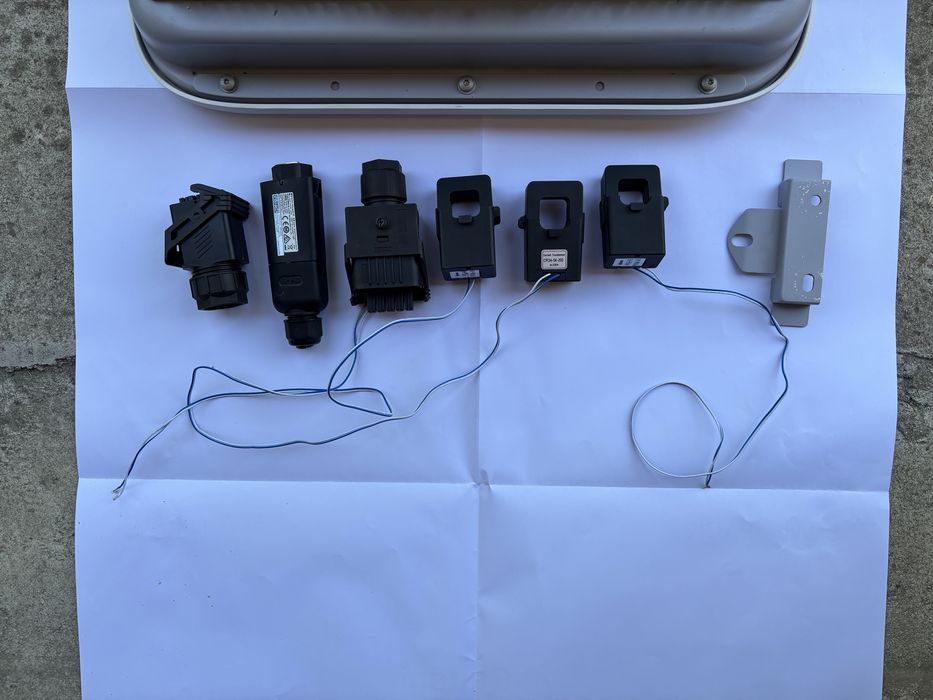 Invertor Hibrid trifazat Huawei 10kW-SUN2000-10KTL-M1 + smart power sensor DTSU666-H 250A