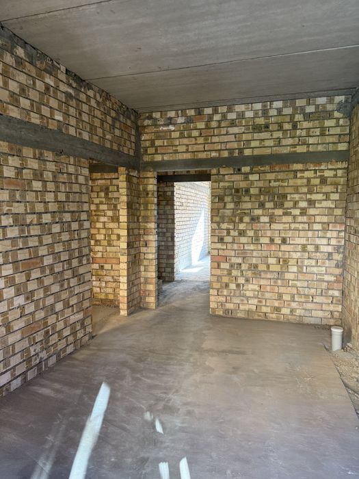 Dombrabodda uy sotiladi