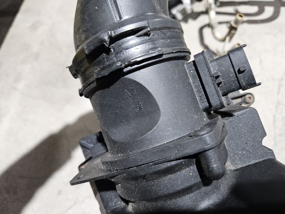 Кутия въздушен филтър/дебитомер за Jaguar Xf 2.0d