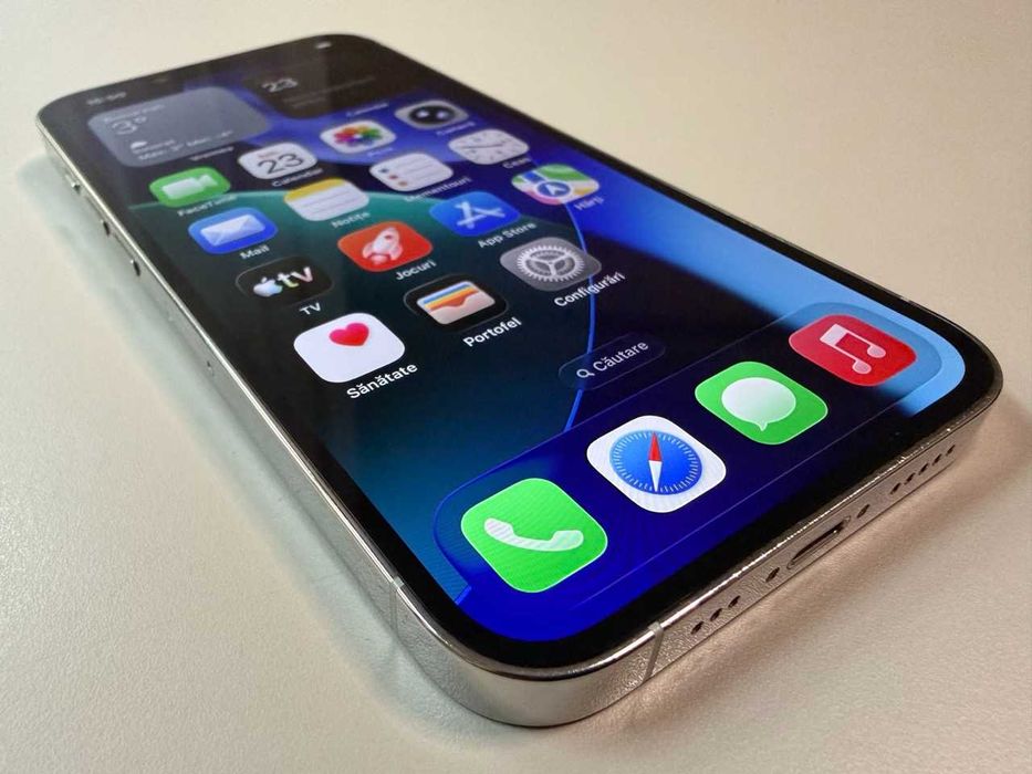  Apple / iPhone 13 Pro 128 Gb / Silver