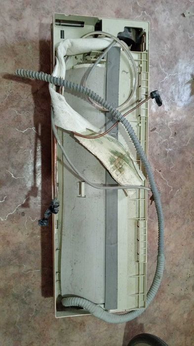 Внутренние блоки сплит-систем "Huindai" и"Almacom"