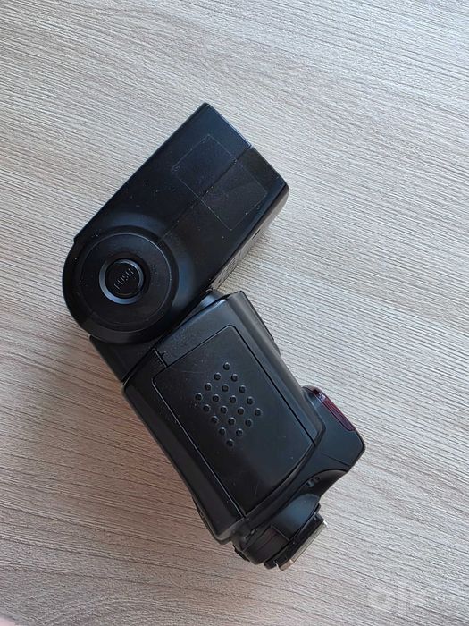 Canon SPEEDLITE 430EXII Вспышка для камер Canon. в рабочем состоянии