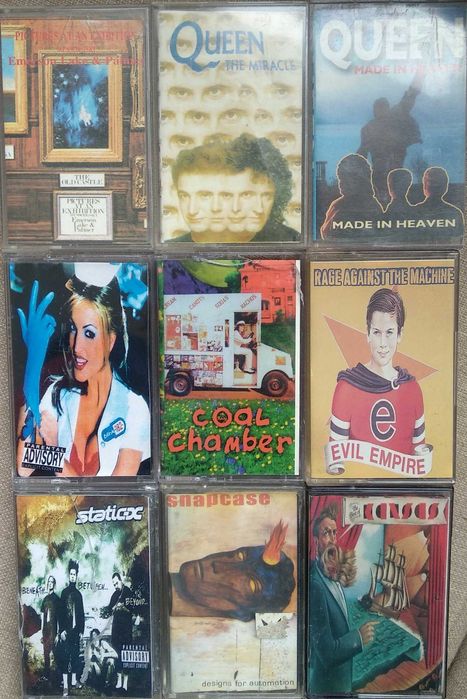 Неофициални аудио касети с метъл (блек, дет) и рок