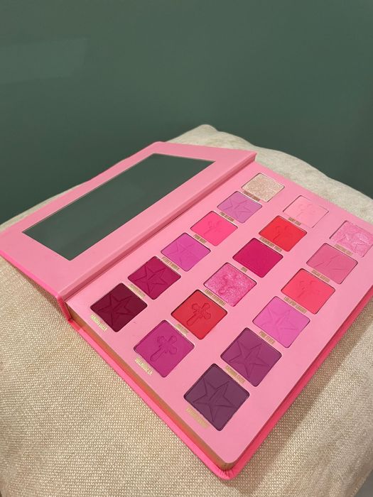 Paleta jeffree stat