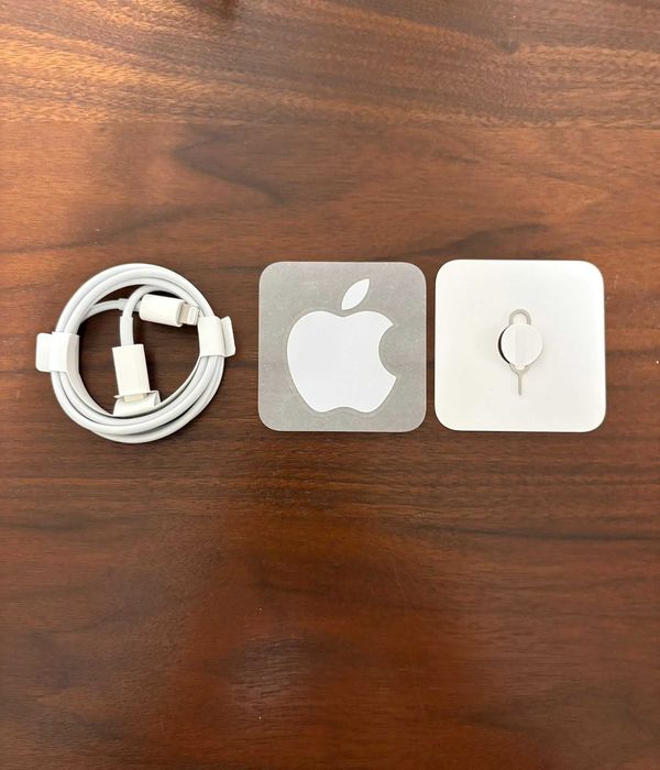 Vând IPhone 13 mini pink 128 GB