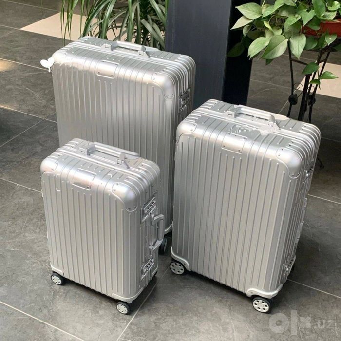 Чемодан Rimowa из алюминия (размер S)
