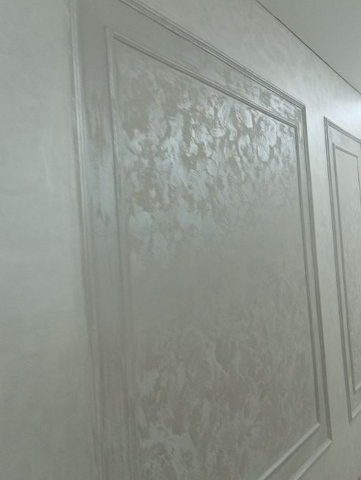 Очень аккуратно поклейка обоев