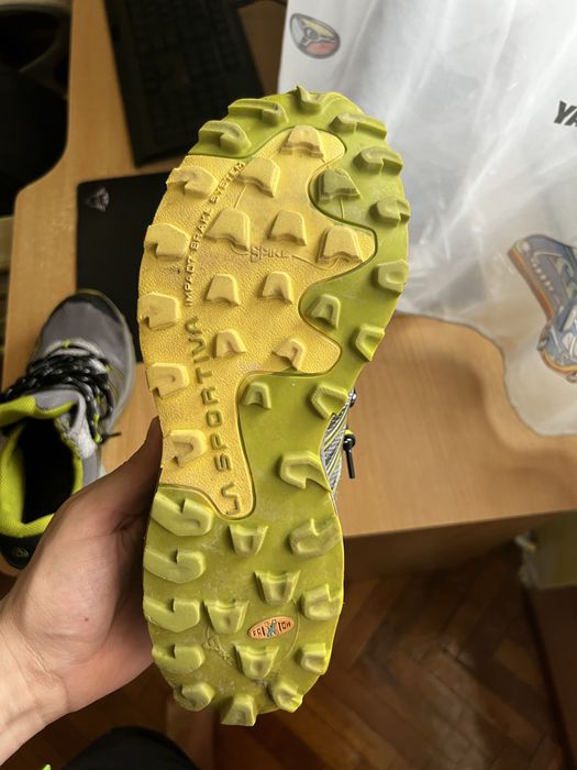 Туристически обувки La Sportiva