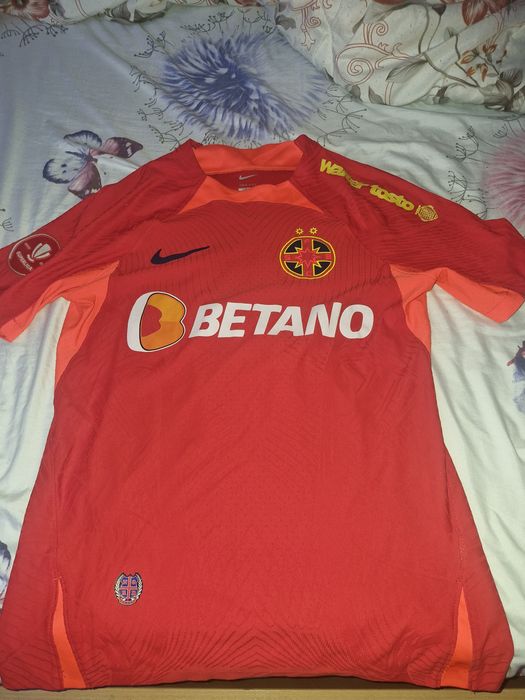 Tricou de oficial de fotbal FCSB