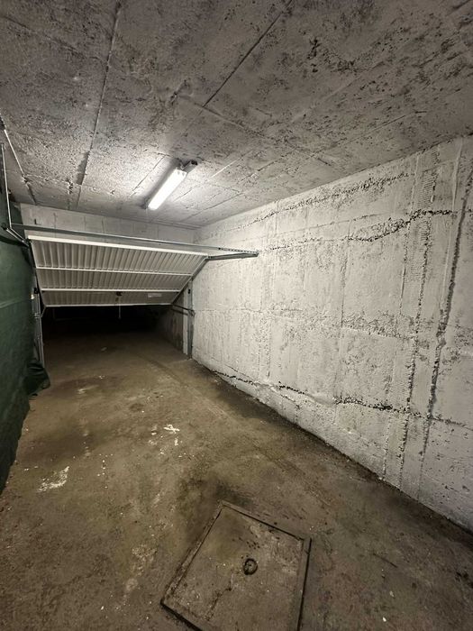 Дава се под наем Гараж / Паркомясто в София, Изток - 17 кв.м за 150 € - Снимка #3